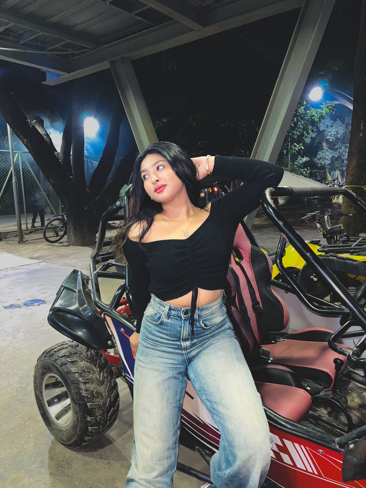 Ayesha – Thick & Juicy Mumbai Babe 🍒🔥